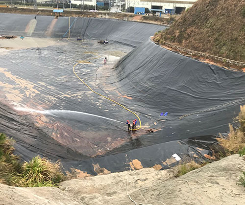 中方废水池清理